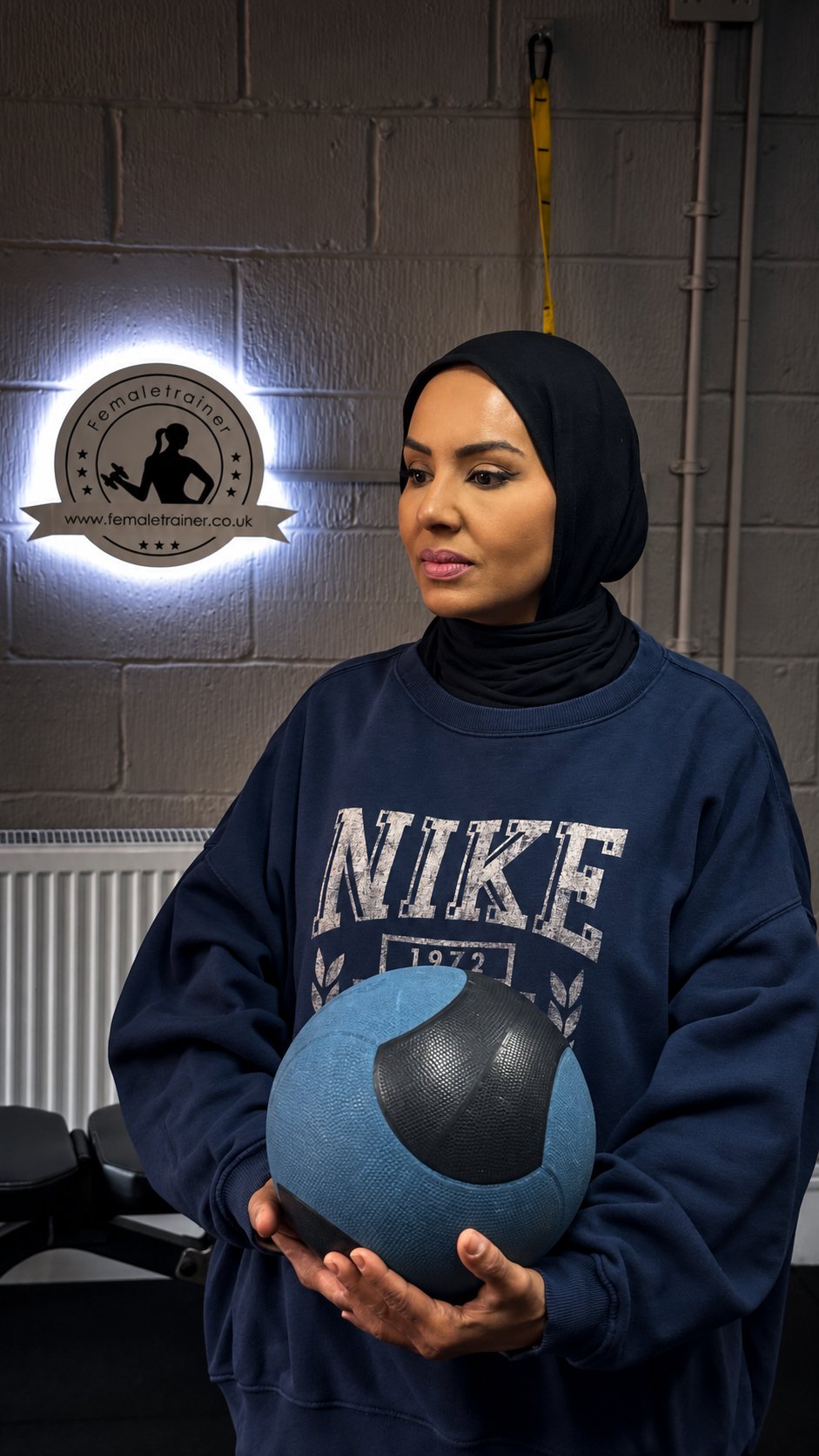 Subtle-navy-toned-gym-portrait.png